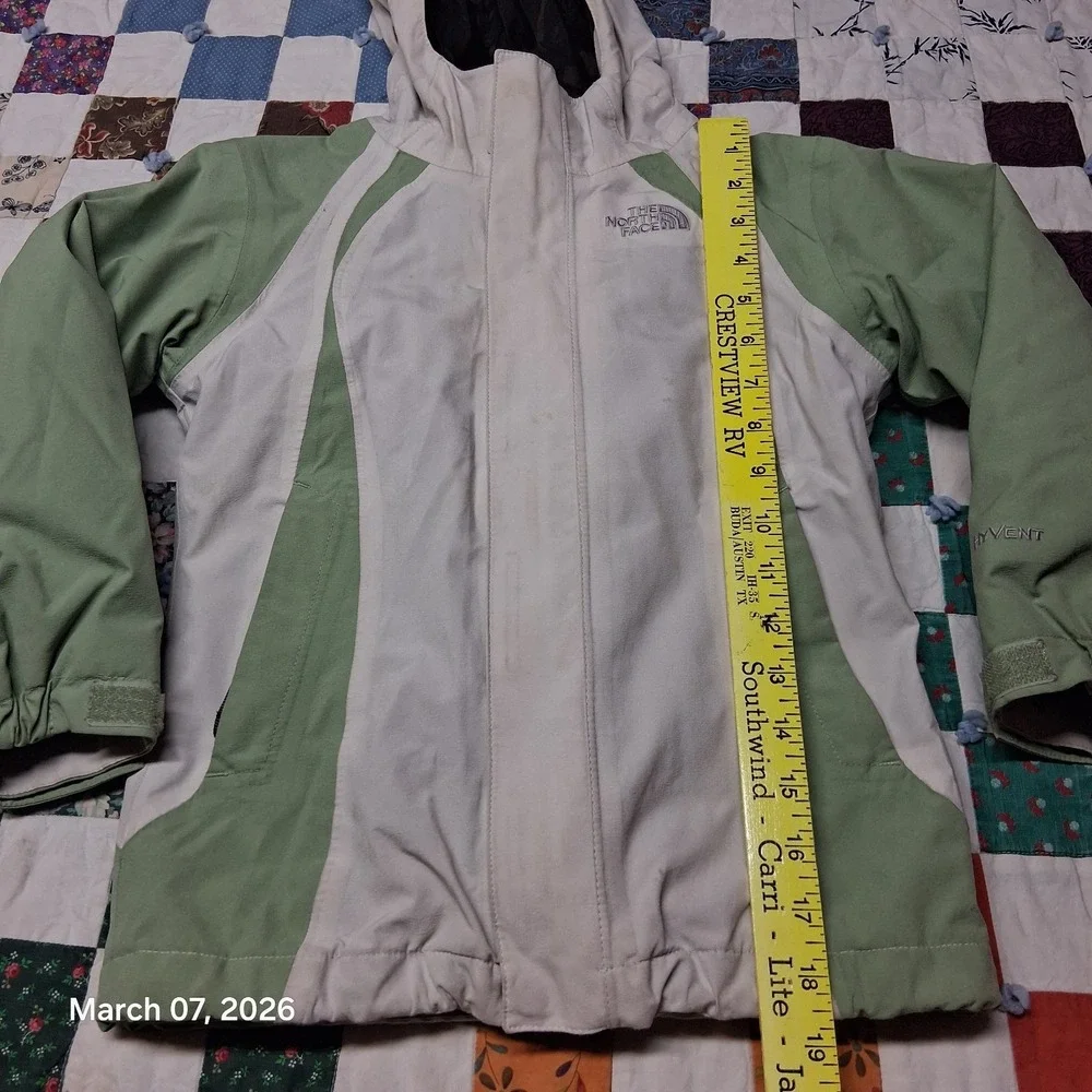 The North Face Girls‎ 3 in 1 Parka Size XS Hooded HyVent Light Green